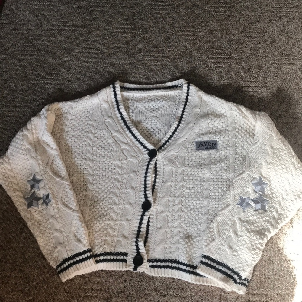 Taylor Swift folklore cardigan